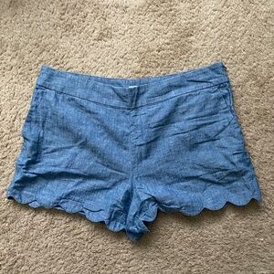 Chambray Loft Riviera Scallop Shorts